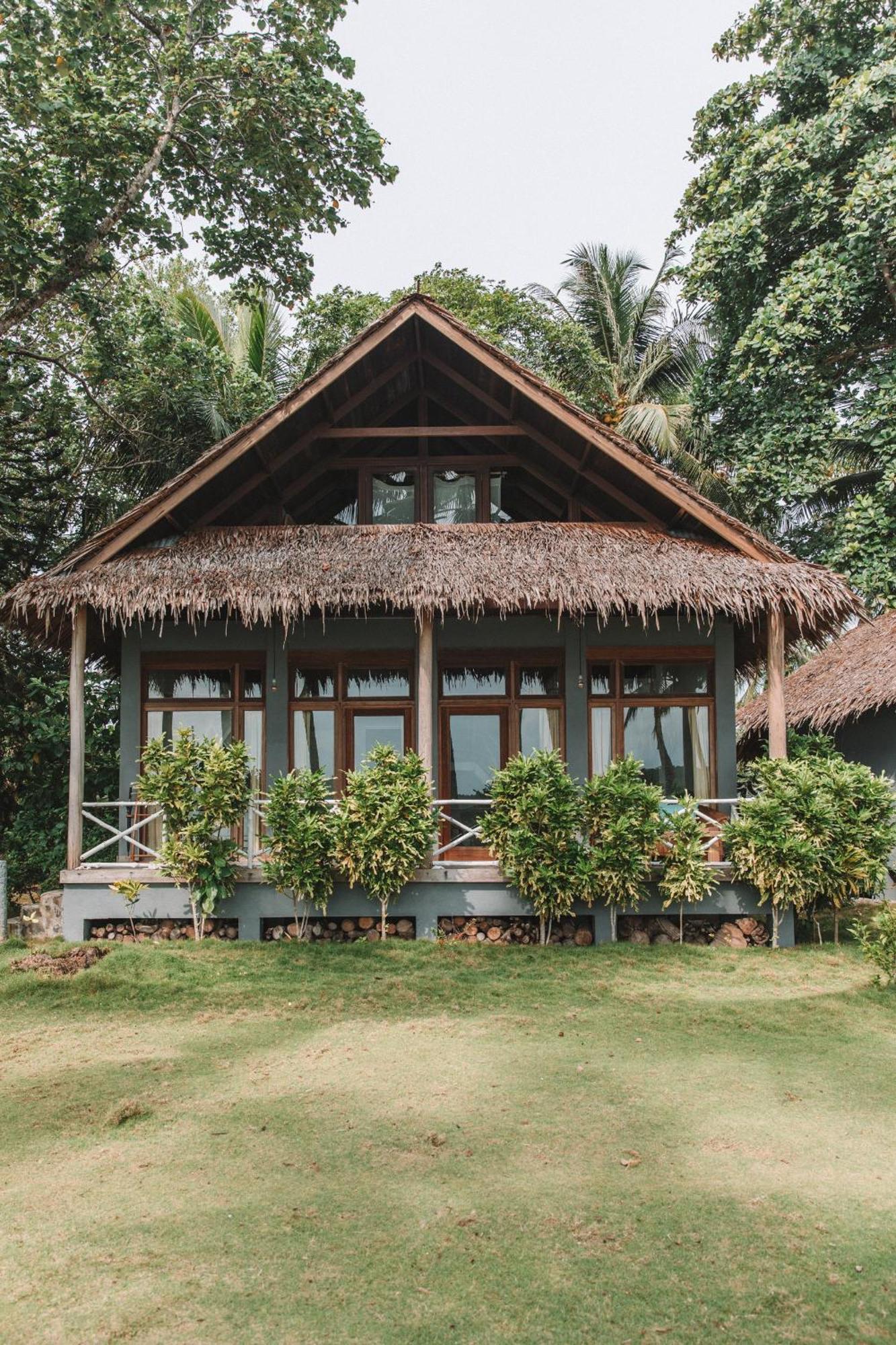 Aloita Resort Mentawai Tua Pejat ภายนอก รูปภาพ