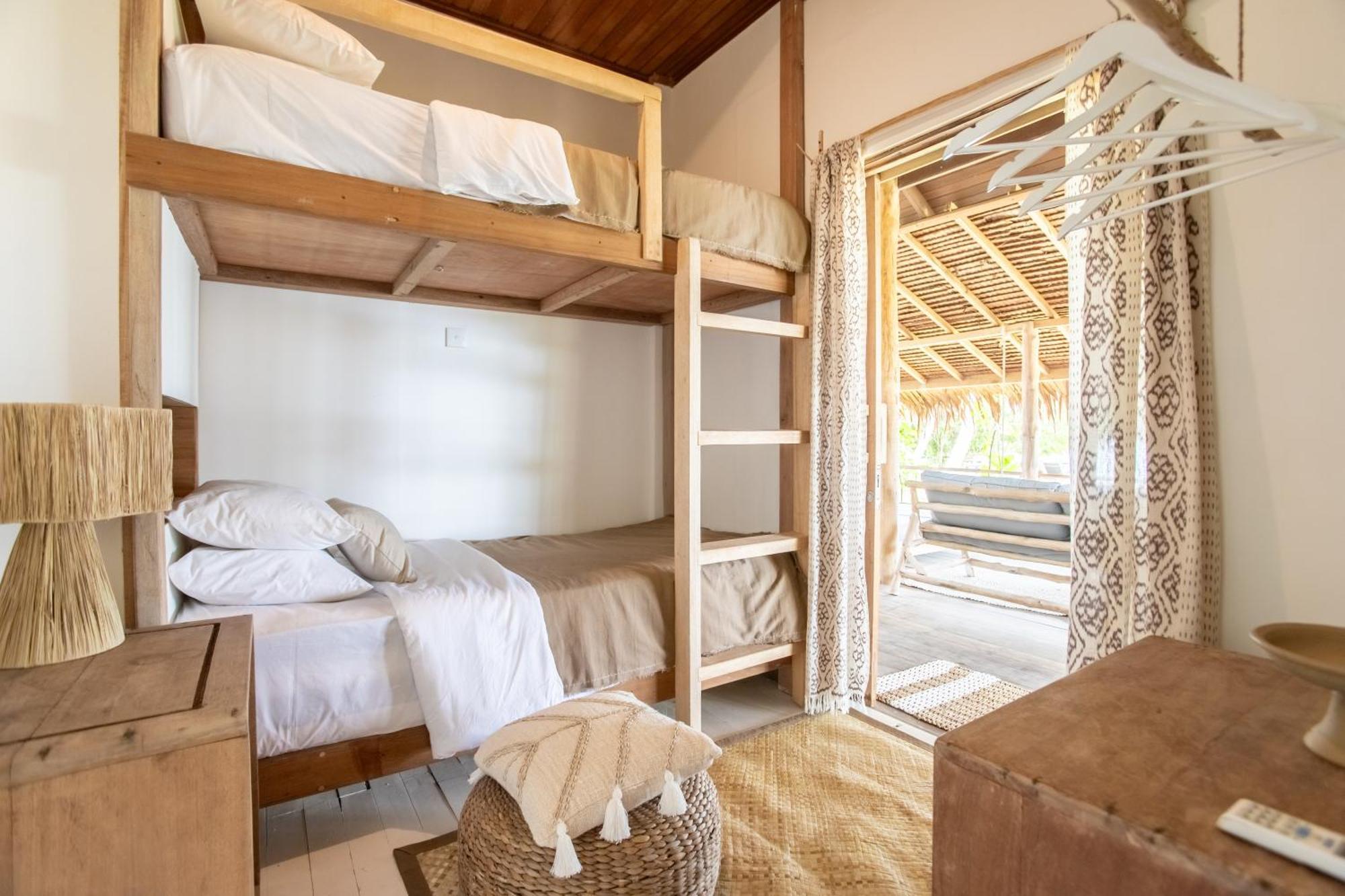 Aloita Resort Mentawai Tua Pejat ภายนอก รูปภาพ