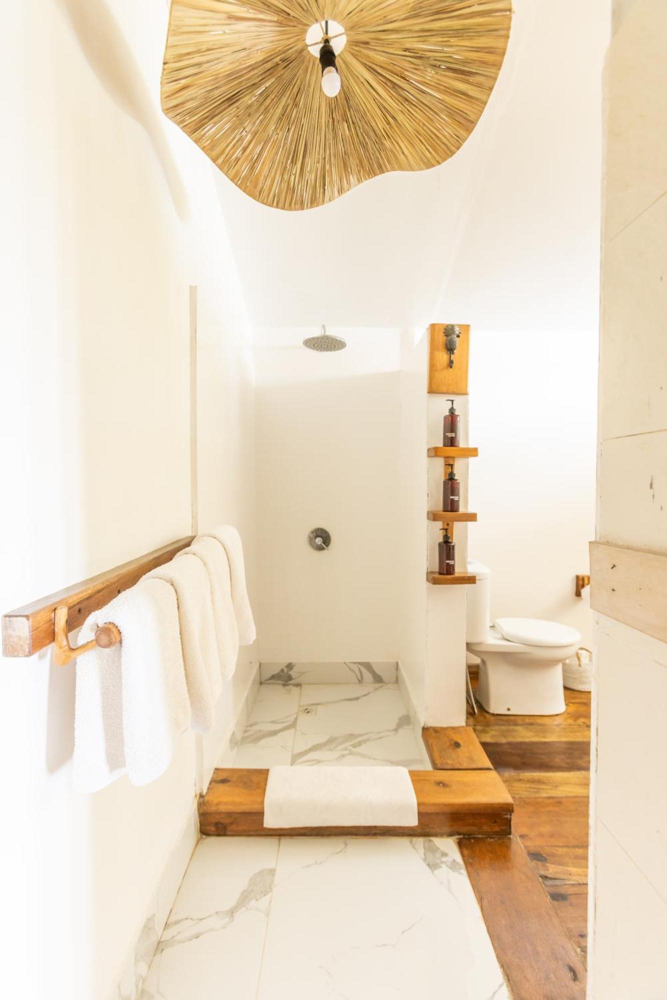 Aloita Resort Mentawai Tua Pejat ภายนอก รูปภาพ